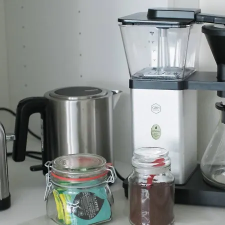 아파트 Luxury Floor, Balcony And Easy 24h Check-in