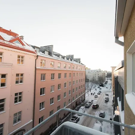 Luxury Floor, Balcony And Easy 24h Check-in * Helsinki